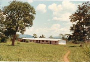 Erstes Gebäude der Schule 1978